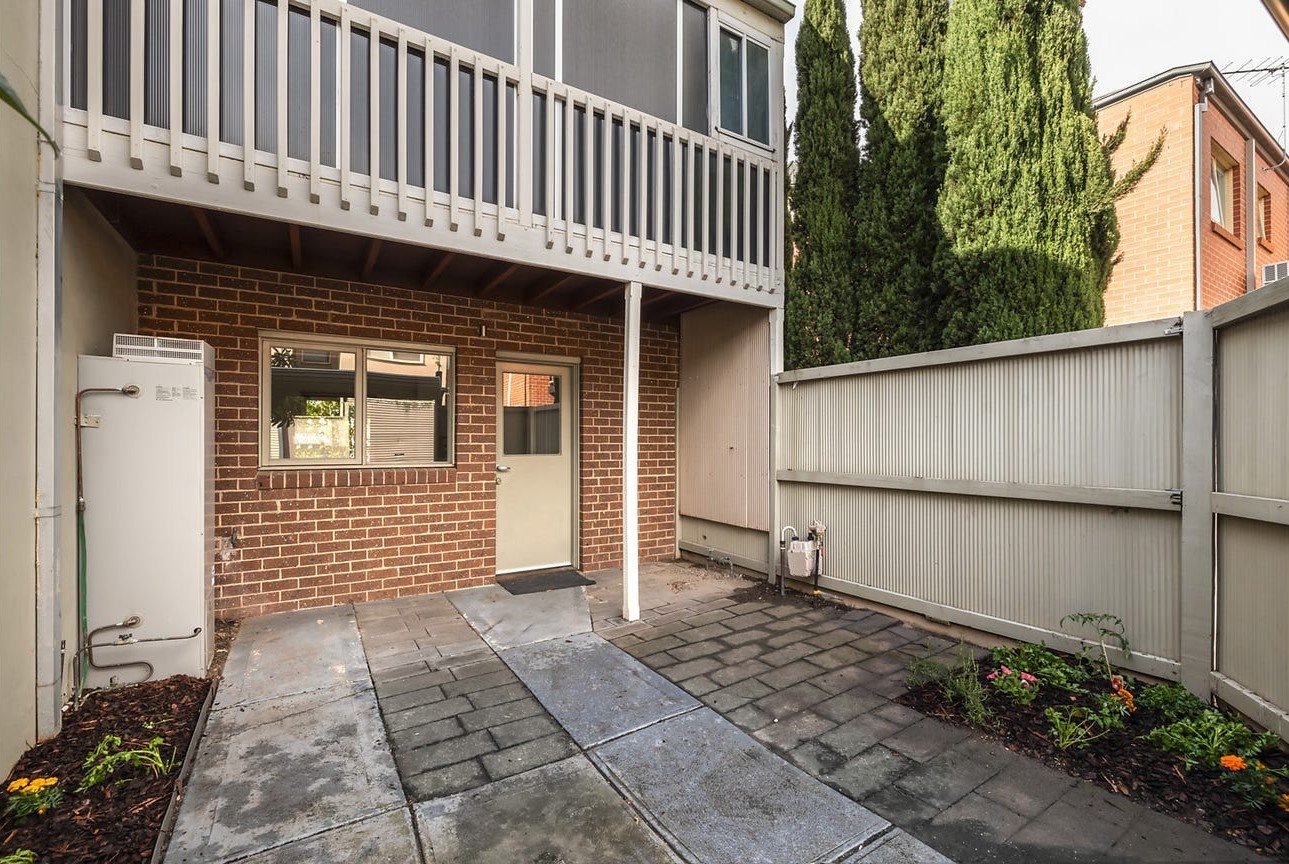 12 Calwell Street, Kensington image 9
