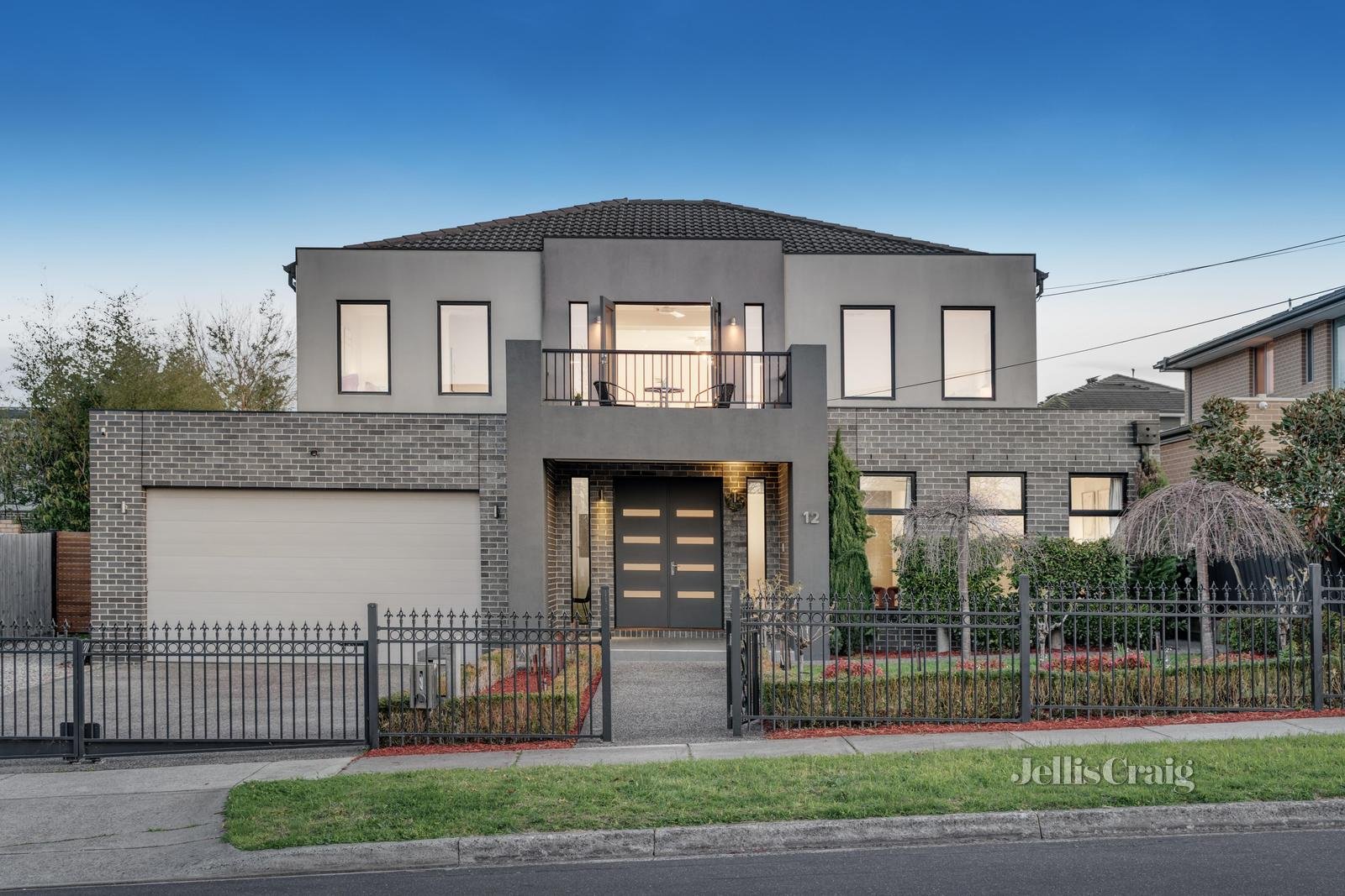 12 Cameron Street, Mount Waverley image 1