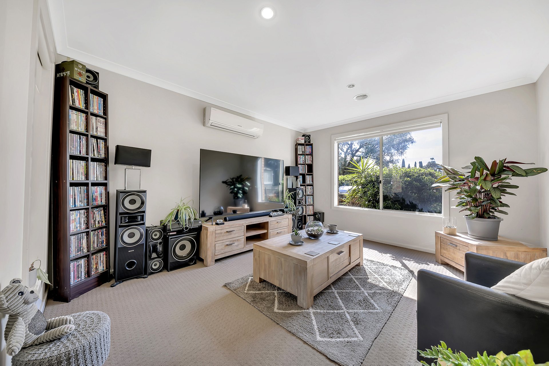 12 Canopus Crescent, Lara image 4