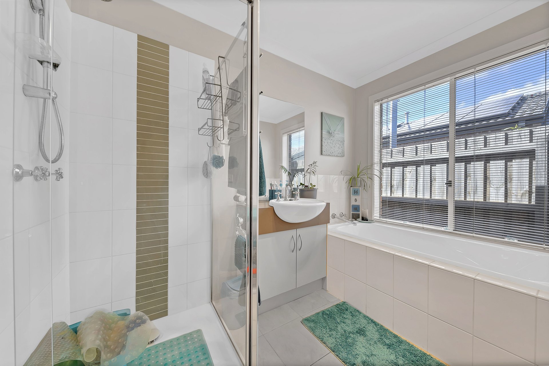 12 Canopus Crescent, Lara image 12