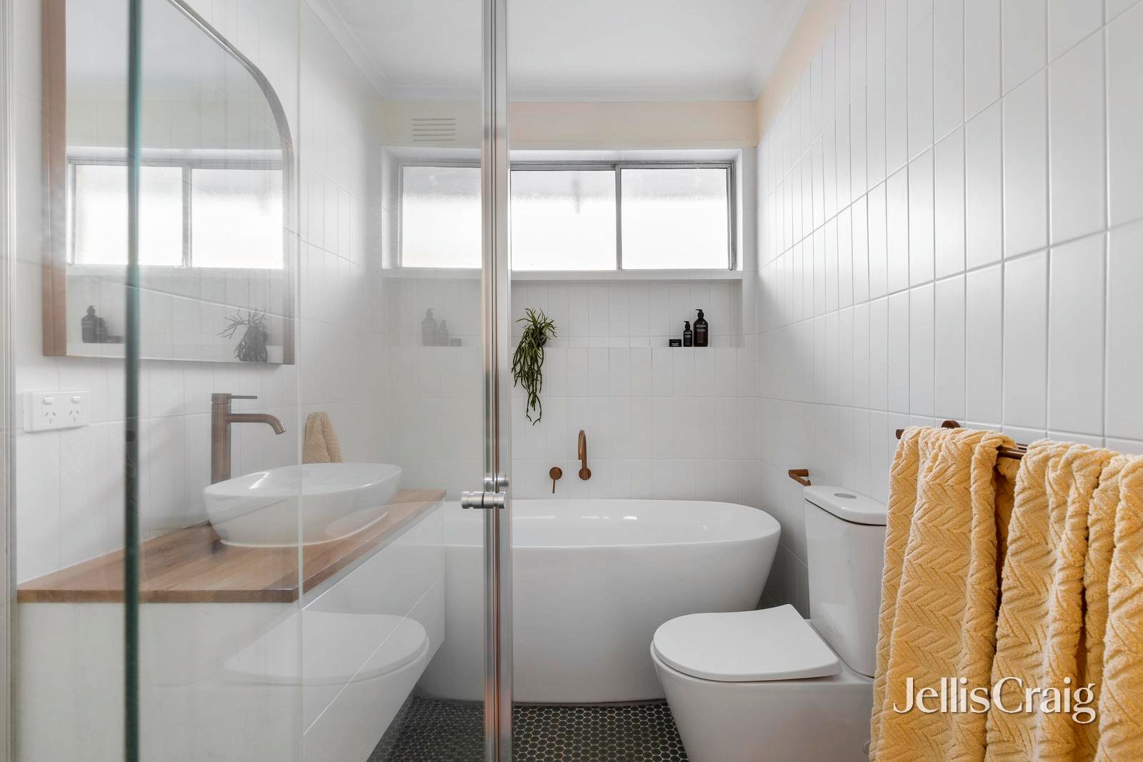 12 Carlisle Street, Preston image 14