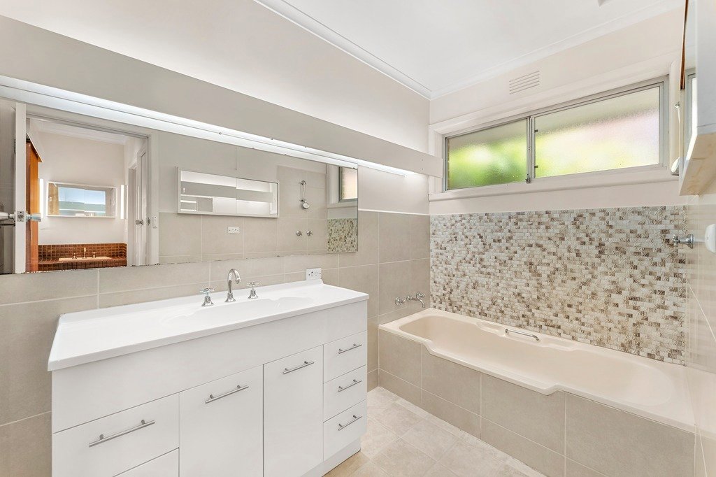 12 Caroline Drive, Templestowe Lower image 6