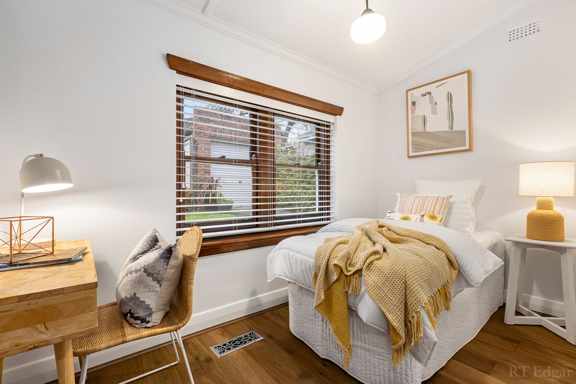 Property Gallery Thumbnail 19