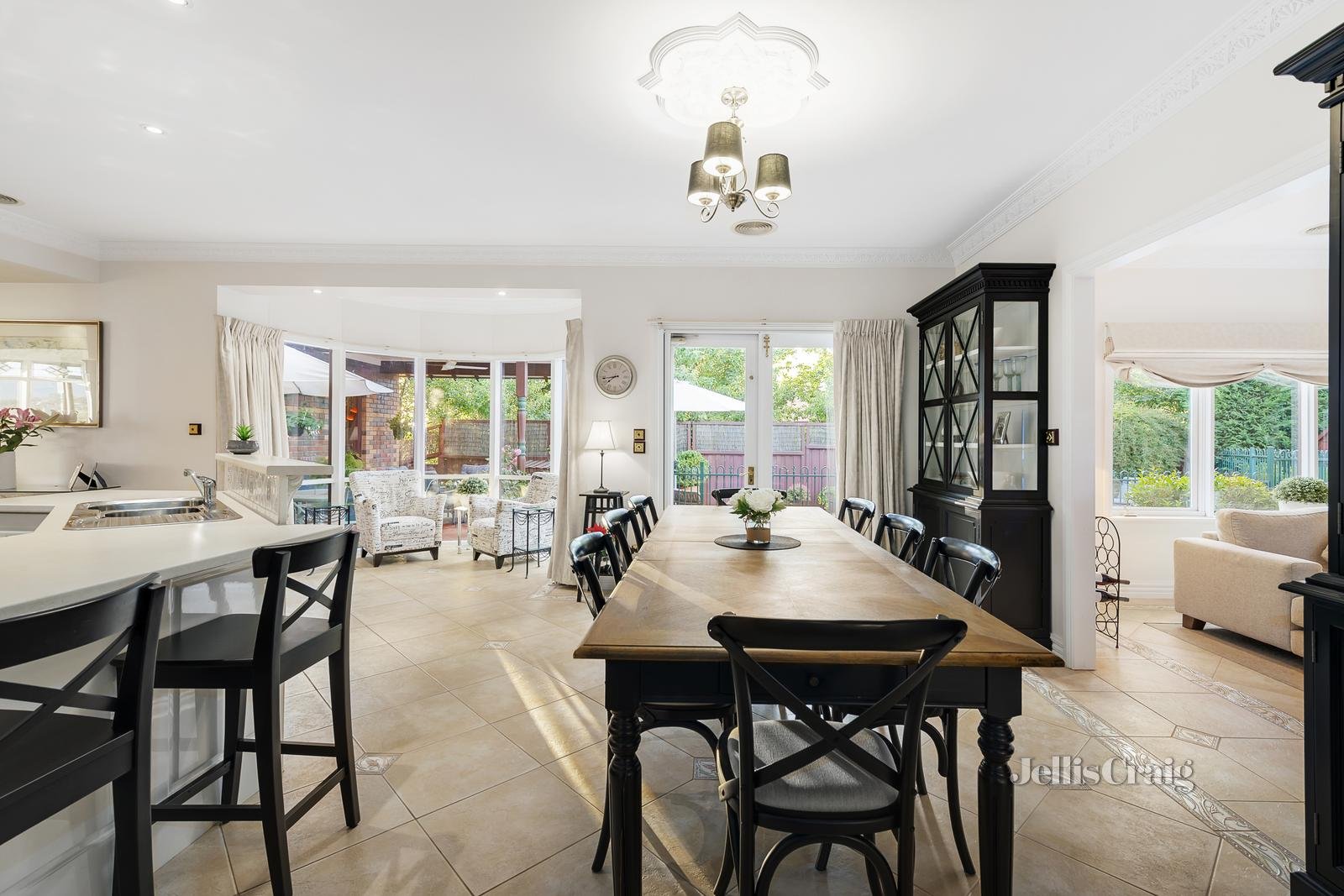 12 Champagne Rise, Chirnside Park image 6