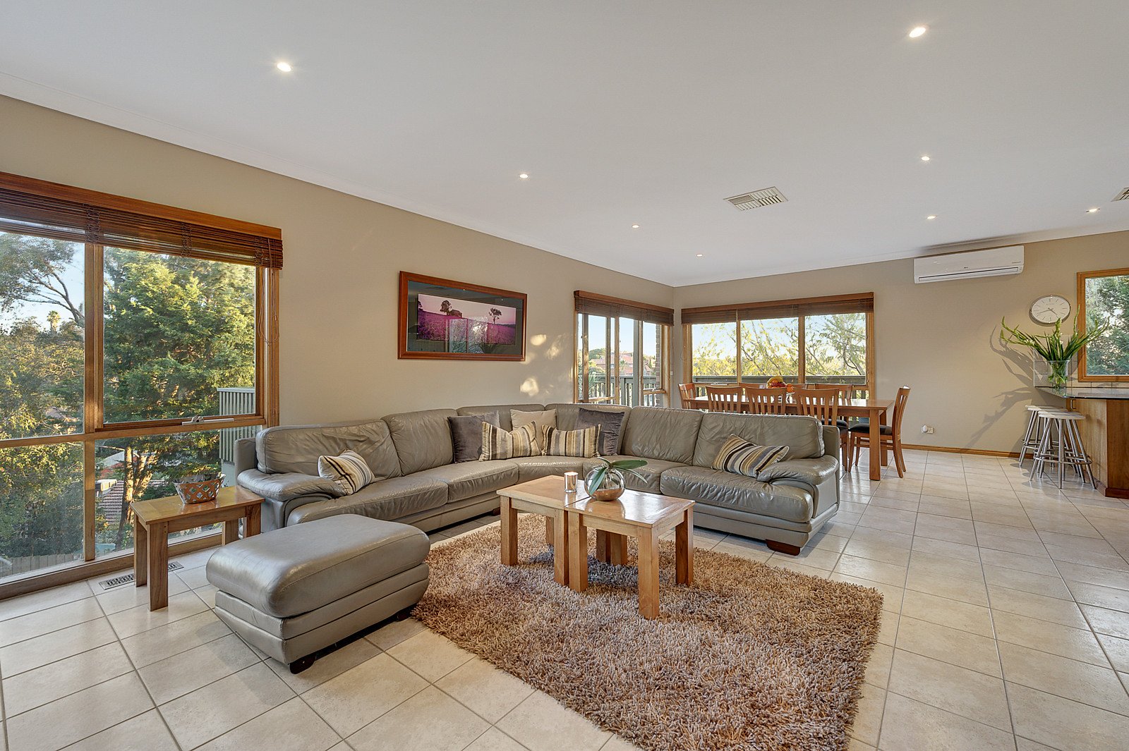 12 Chippendale Court, Templestowe image 2