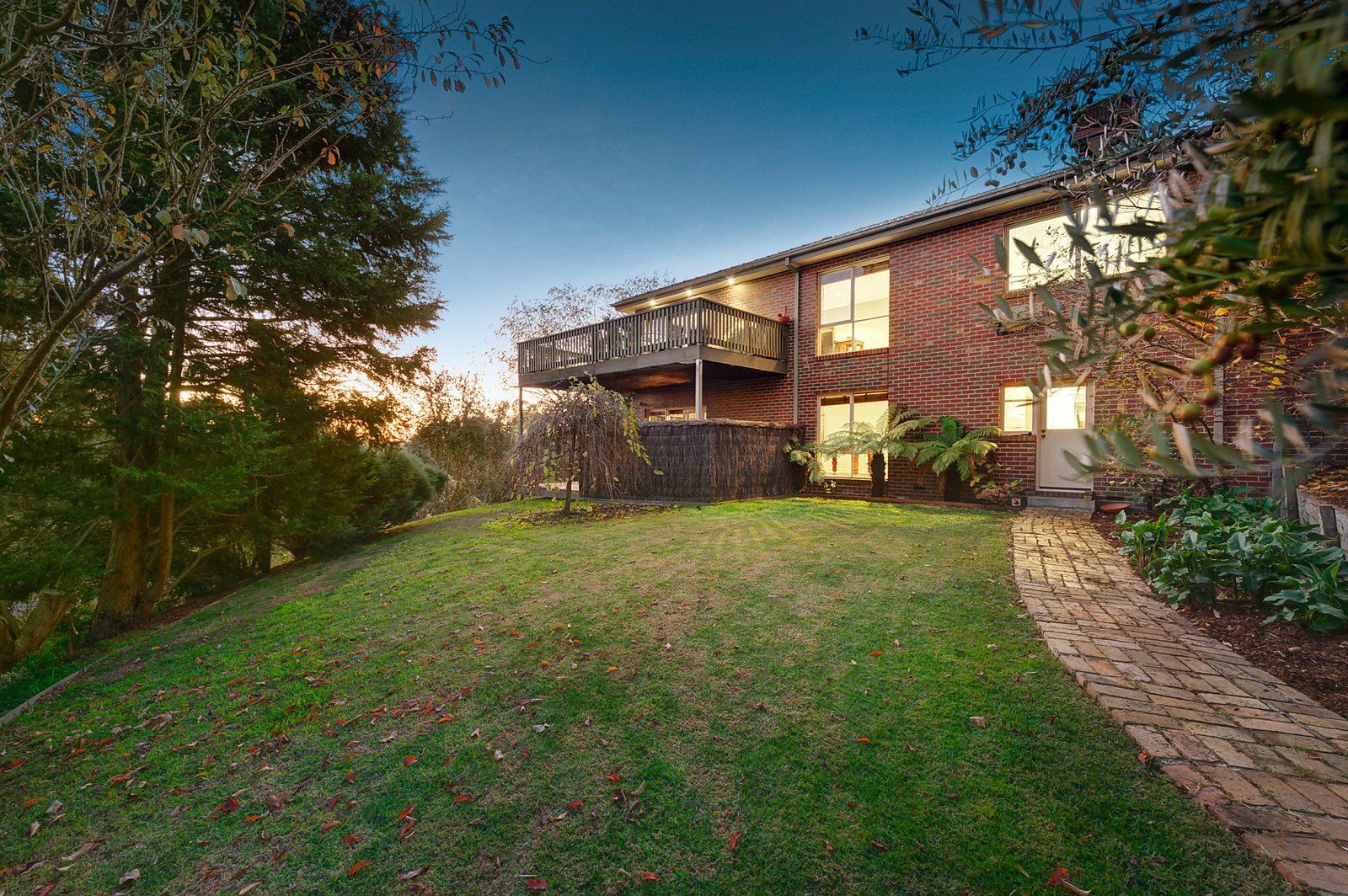 12 Chippendale Court, Templestowe image 10