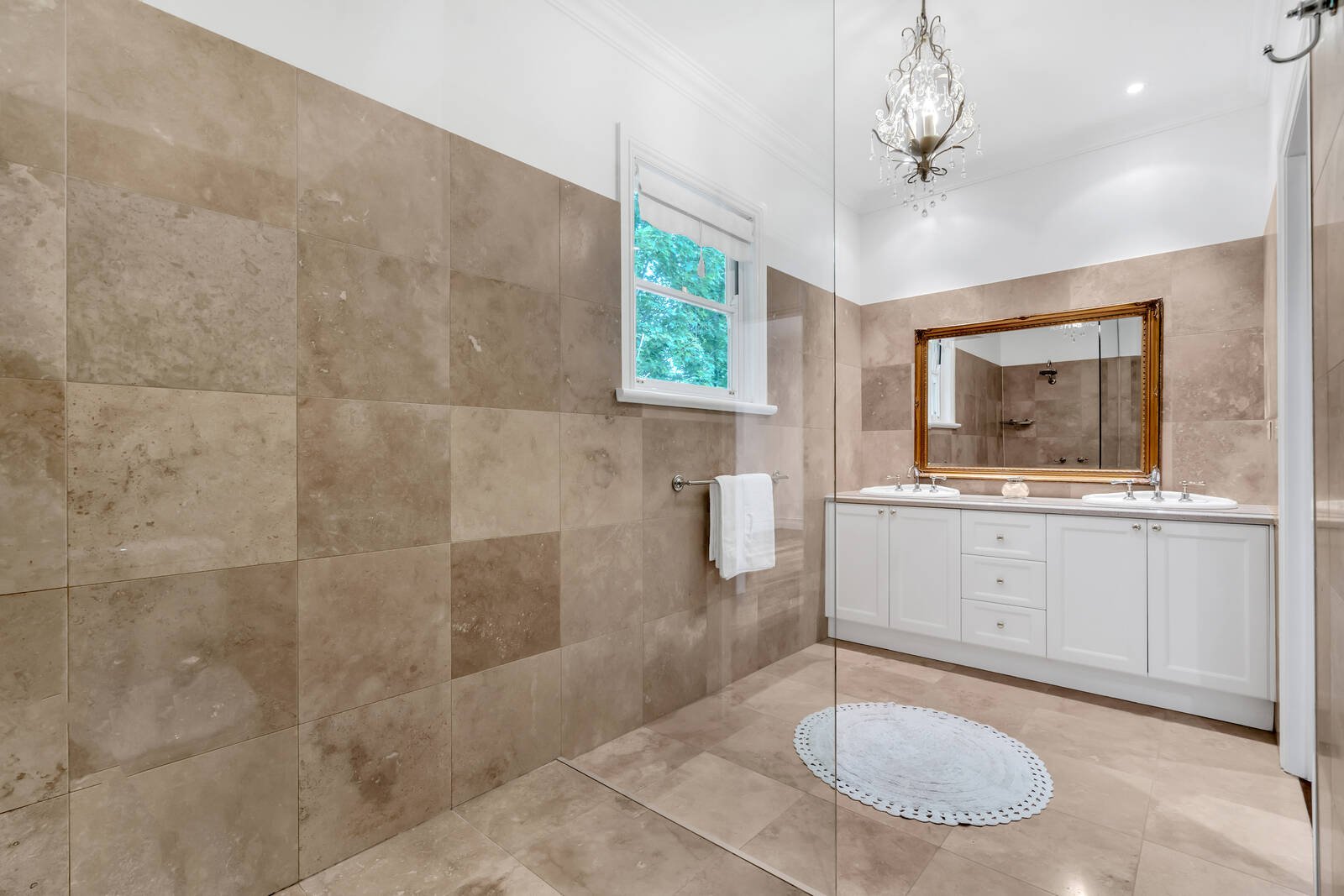 Property Gallery Thumbnail 23