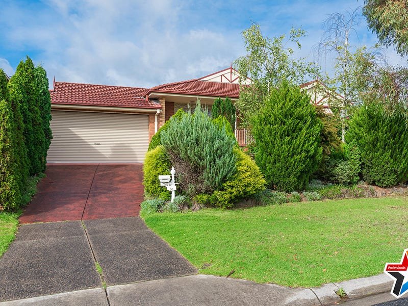 12 Clearwater Drive, Lilydale image 1