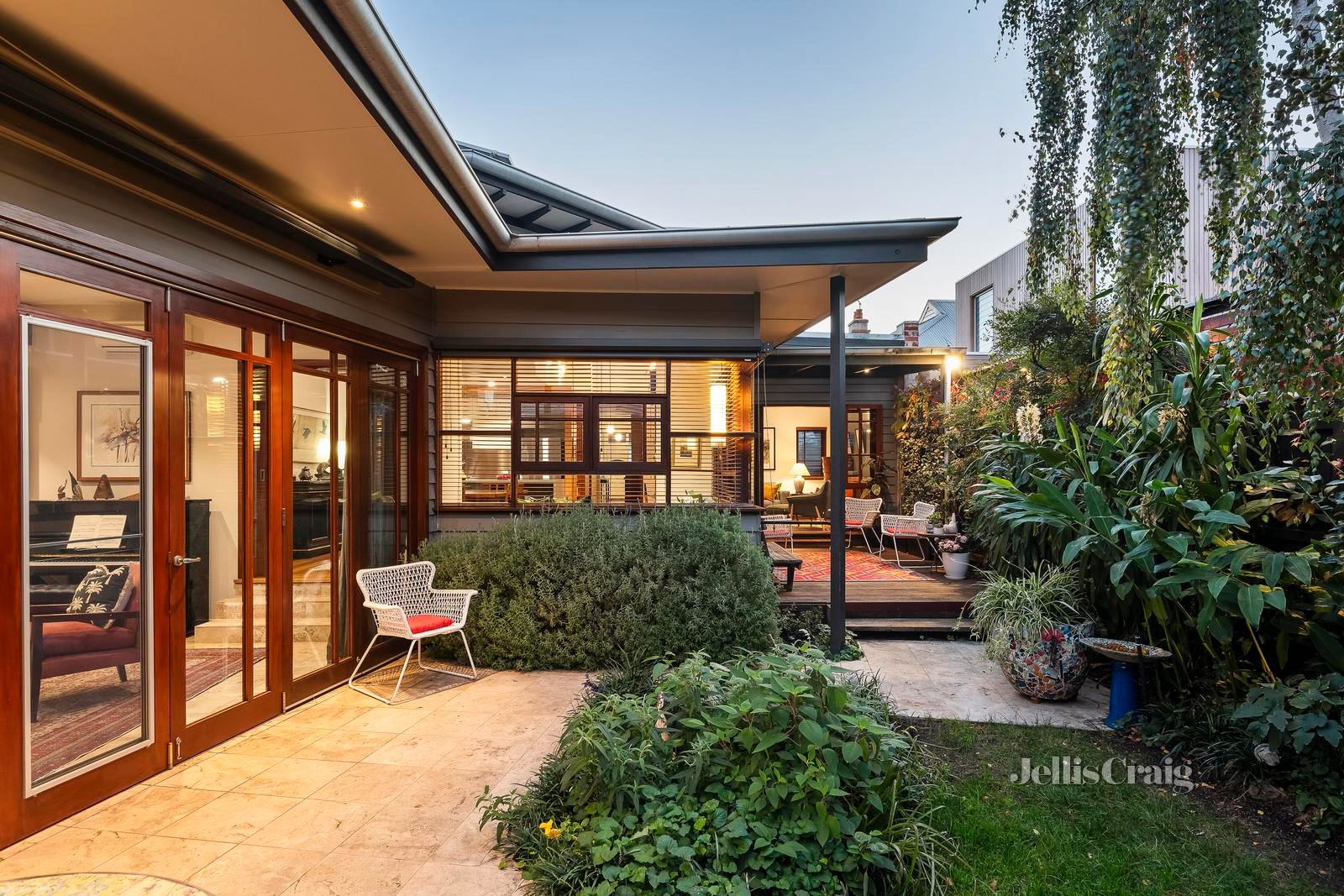 12 Clifton Street, Clifton Hill image 2