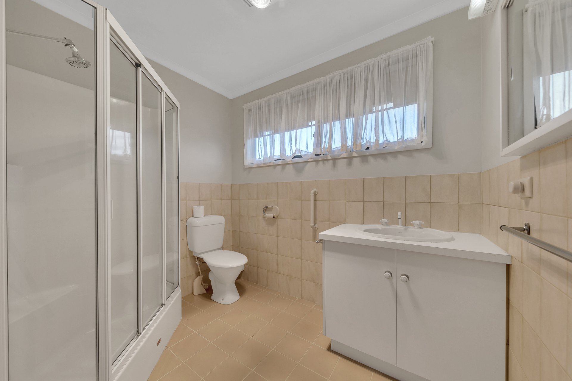 12 Cobham Court, Corio image 8