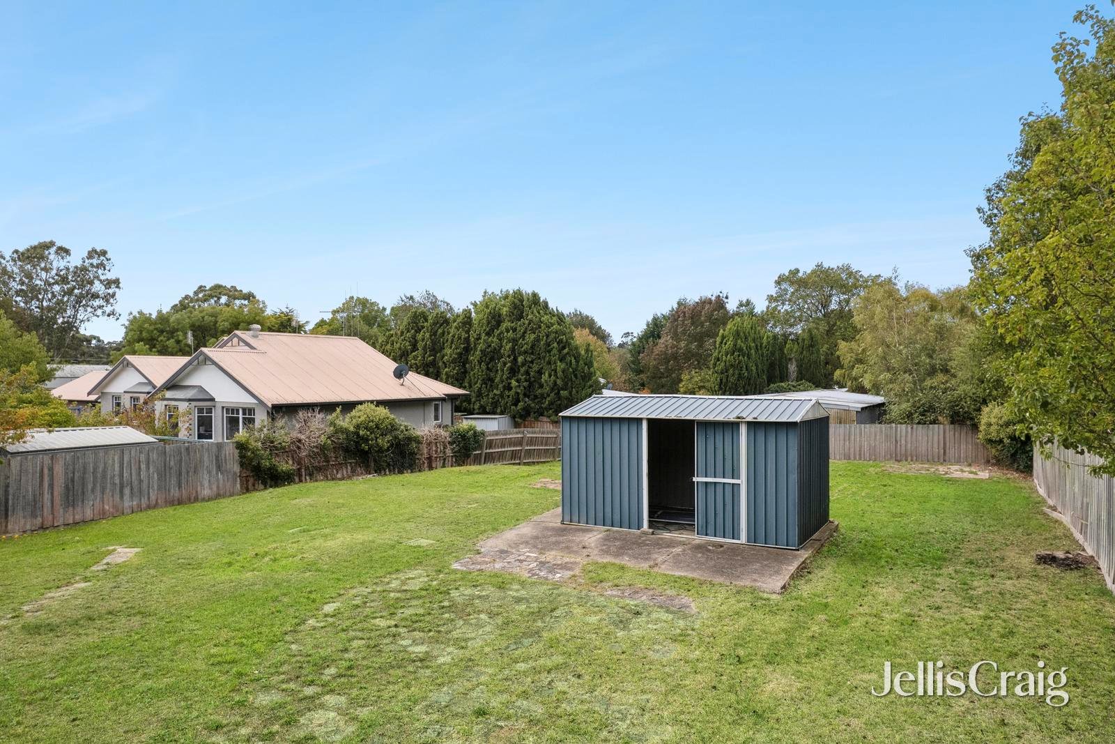 12 Collier Street, Woodend image 13
