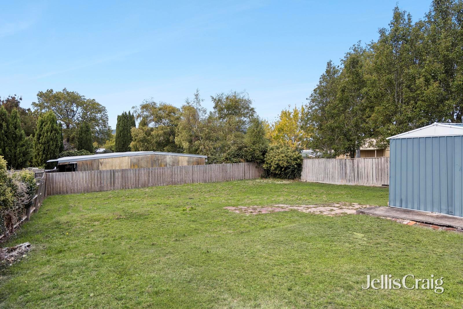 12 Collier Street, Woodend image 14