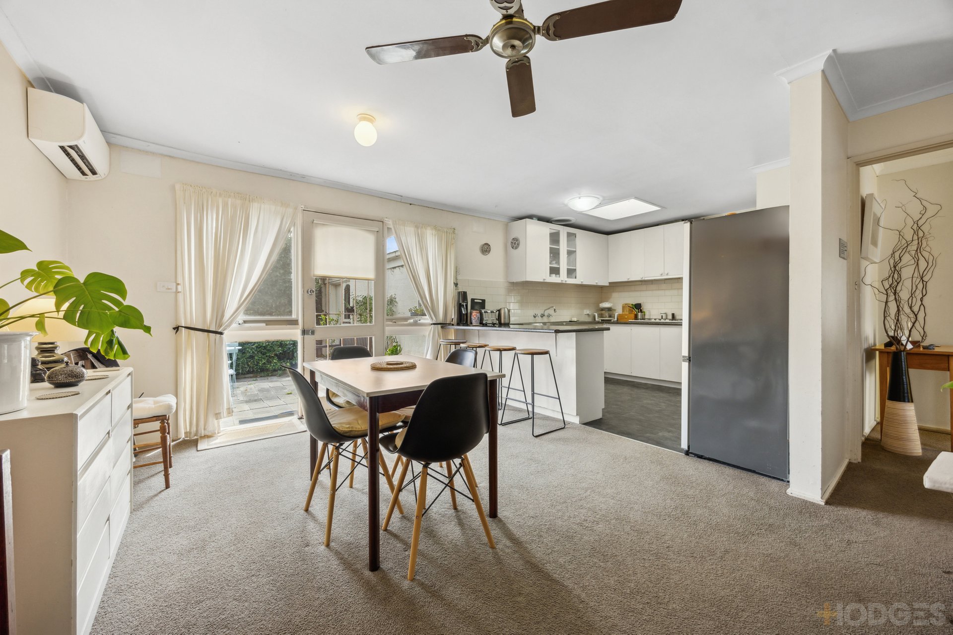 1 / 2 Collins Street Mentone