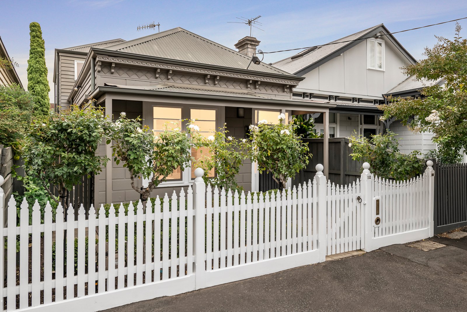 12 Colvin Grove
