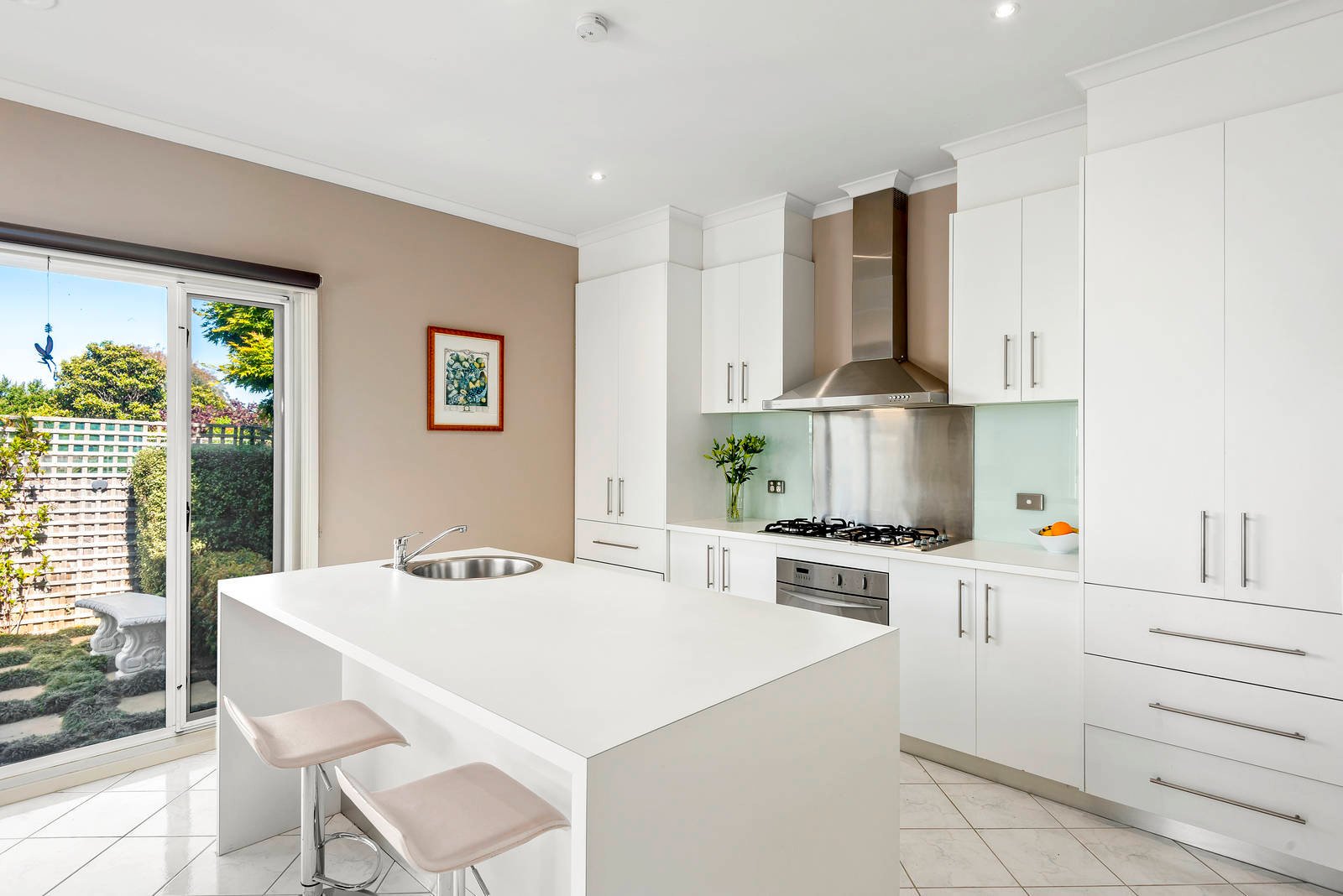 Property Gallery Thumbnail 6
