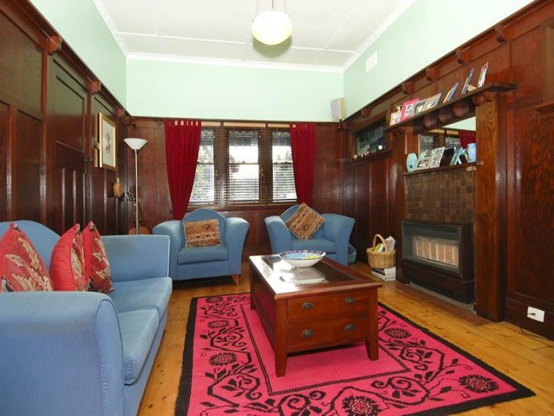 12 Corio Street, Belmont image 2