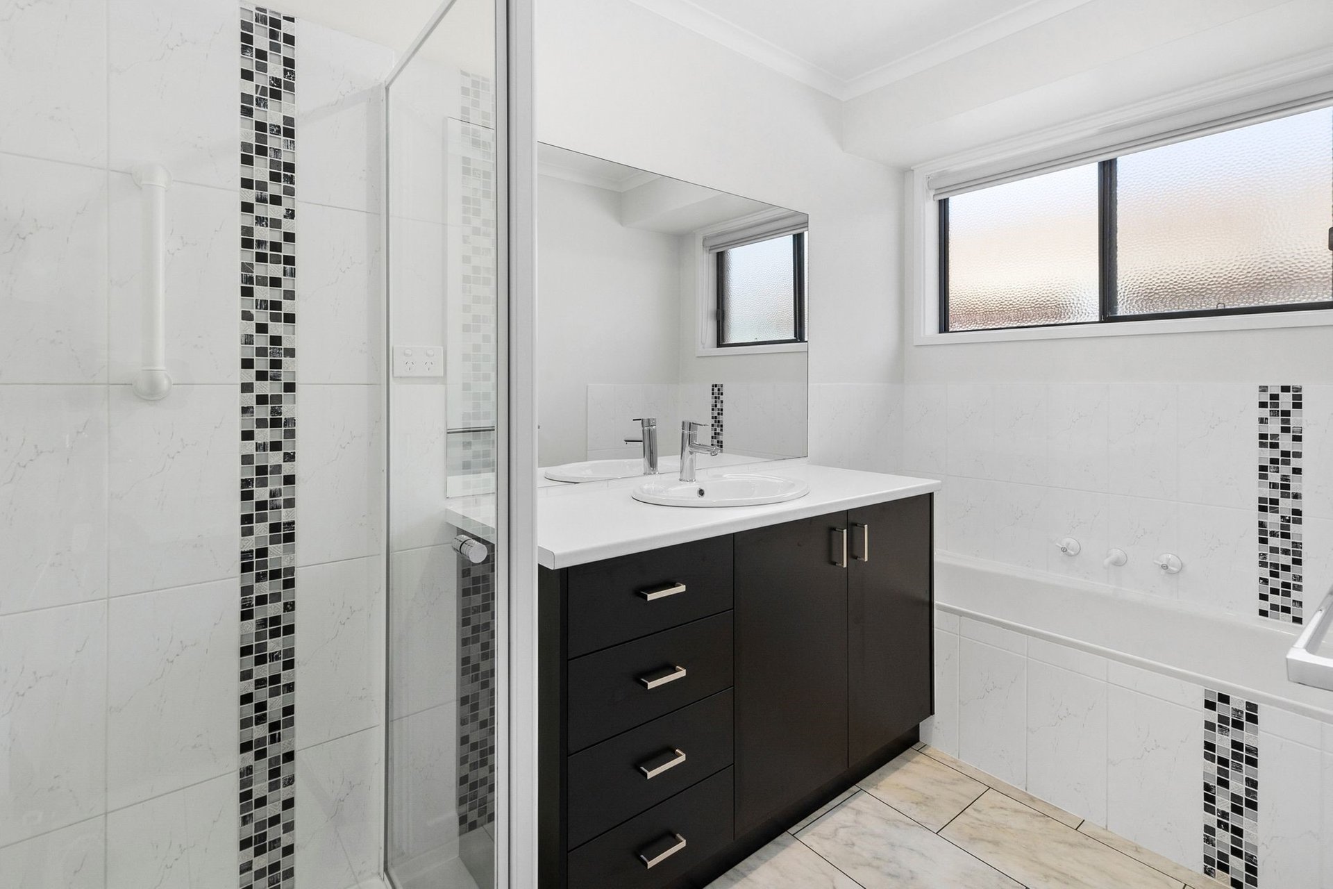 12 Correa Close, Corio image 3