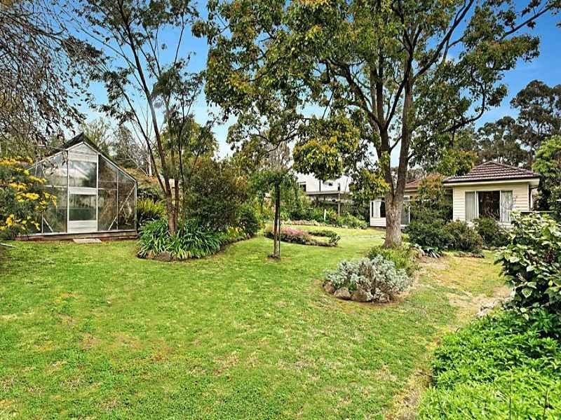 12 Costello Street, Mont Albert North image 8