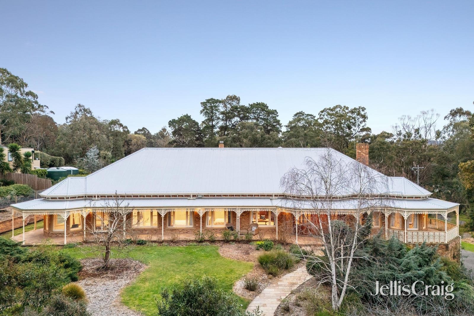 12 Culla Hill, Eltham image 2