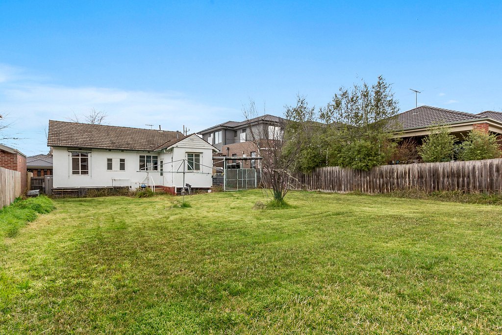 12 Cyril Street, Box Hill South image 7