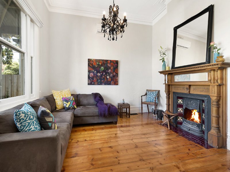 12 Cyril Street, Elwood image 2