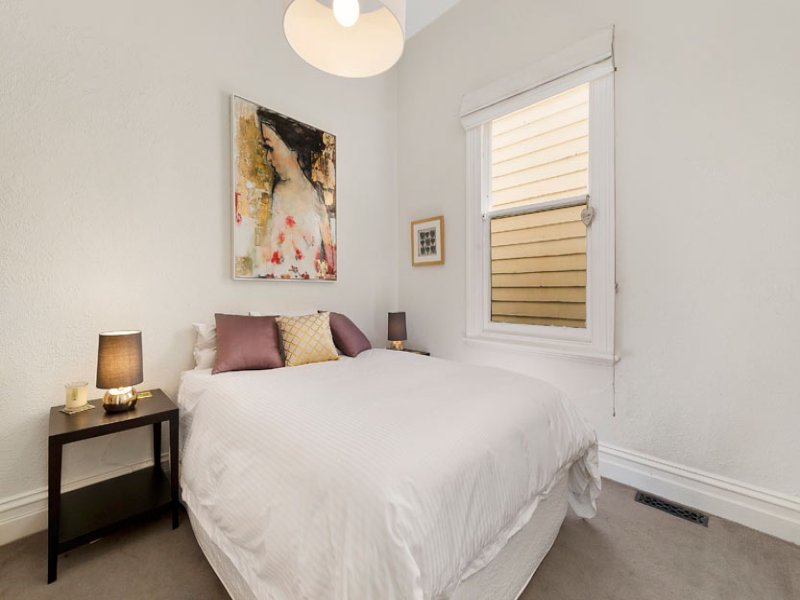 12 Cyril Street, Elwood image 6