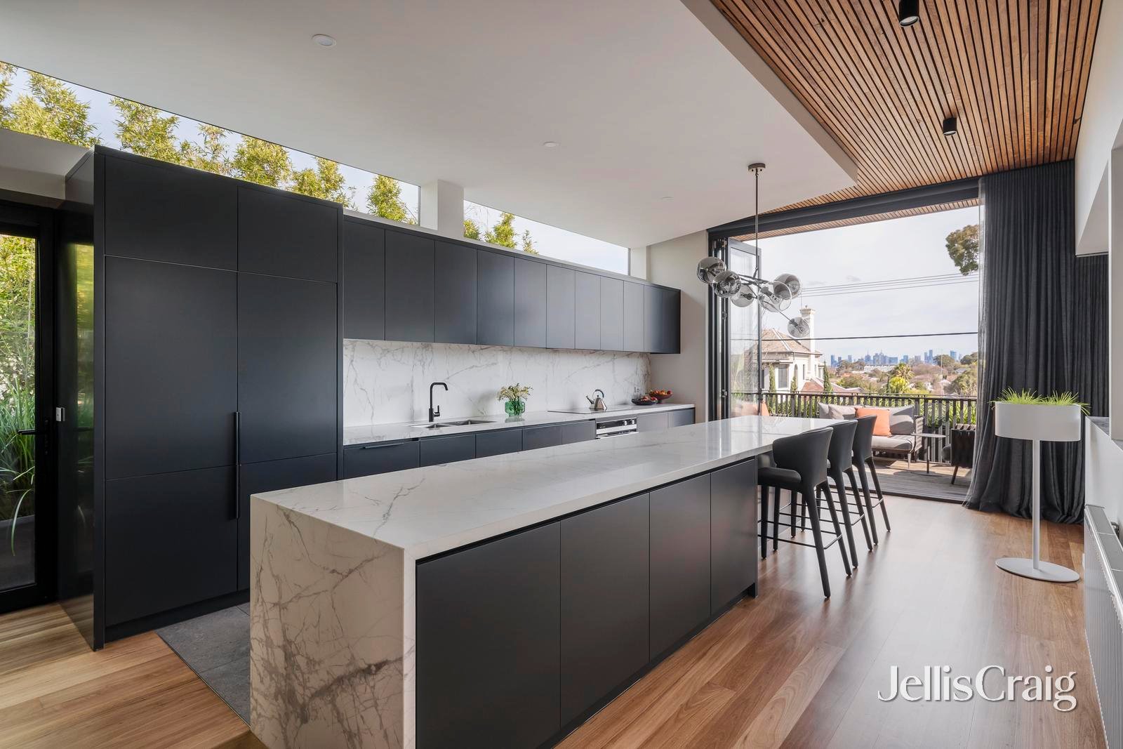 12 Davis Street, Kew image 7