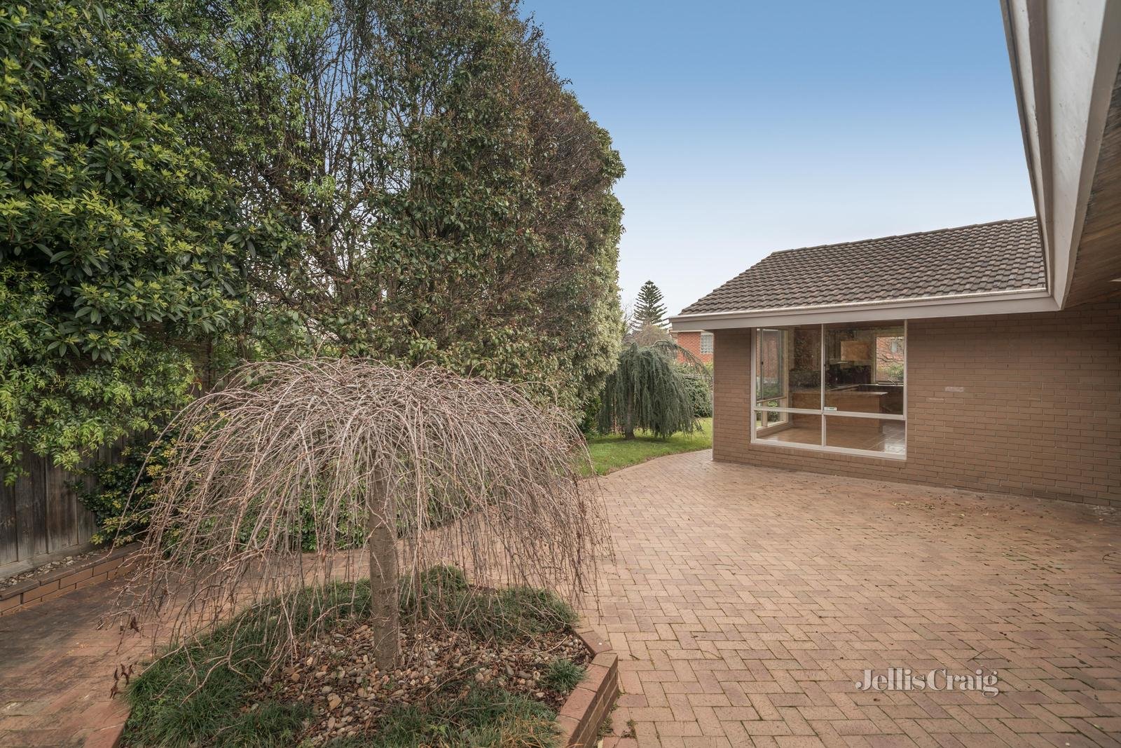 12 Daws Road, Doncaster East image 10
