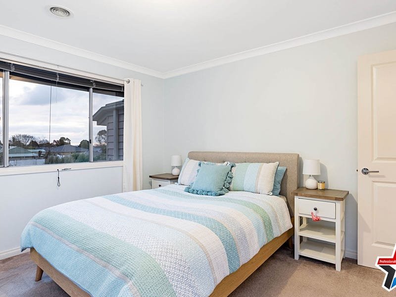 1/2 Denman Street, Kilsyth image 9