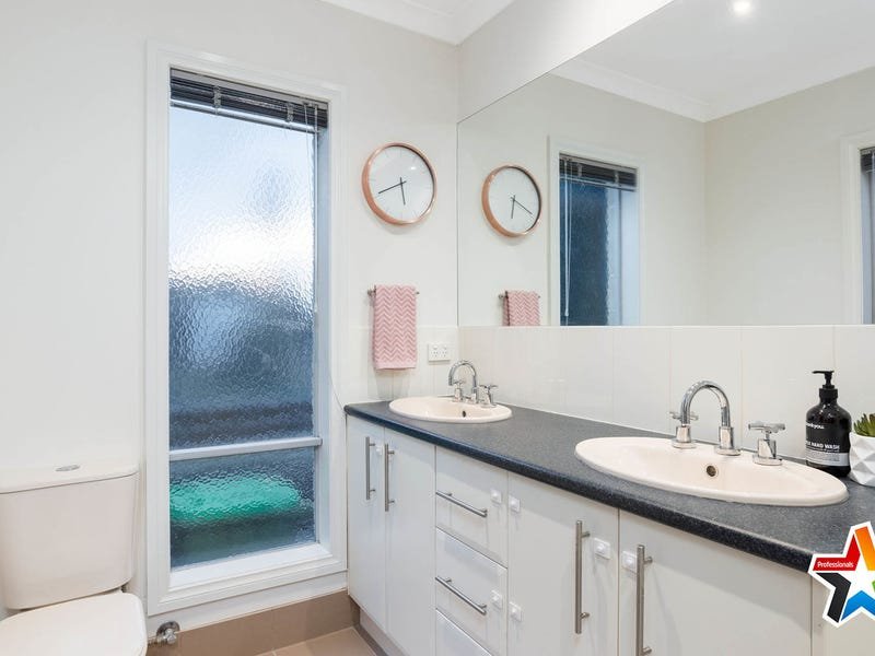 1/2 Denman Street, Kilsyth image 14