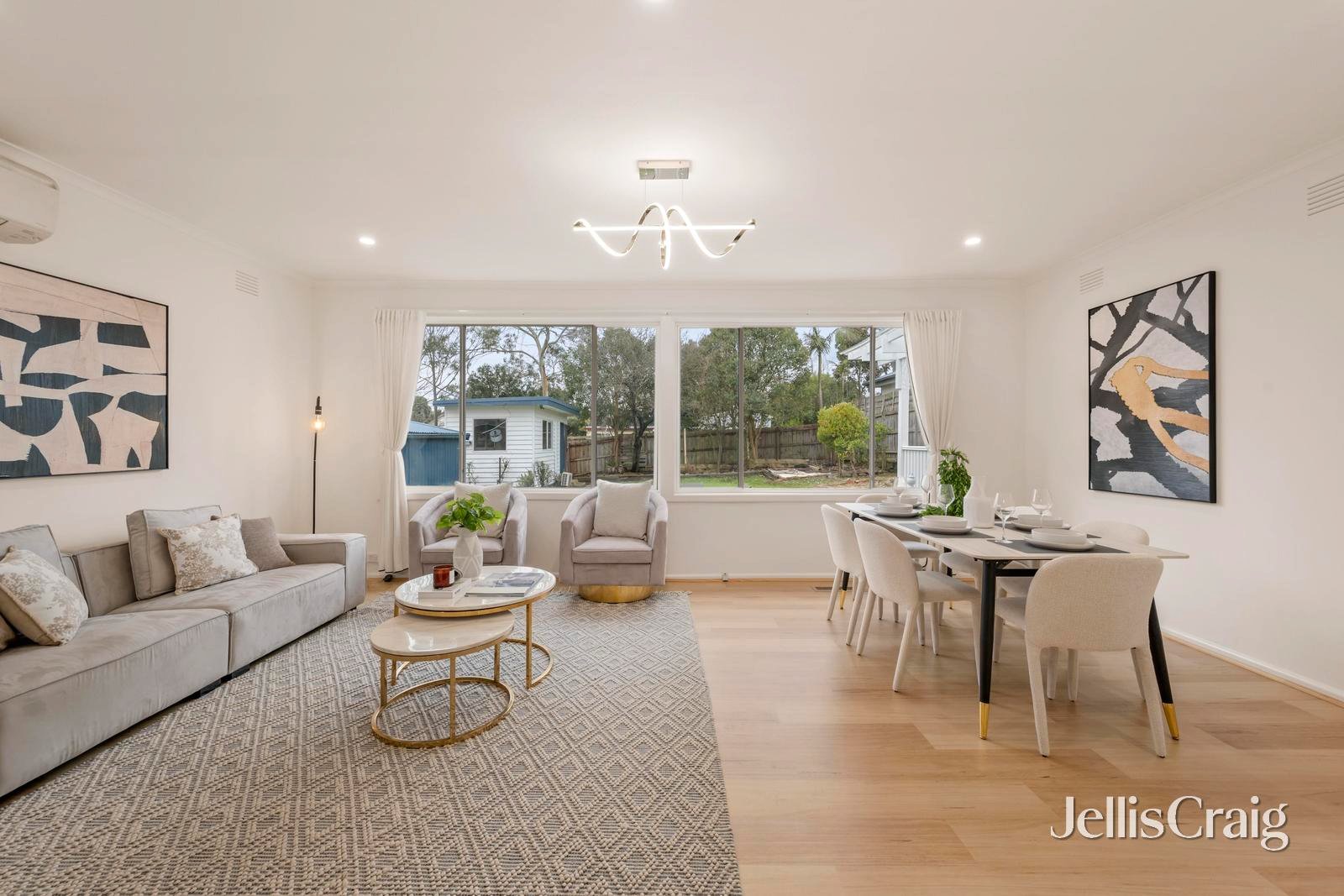 12 Diane Crescent, Mooroolbark image 3