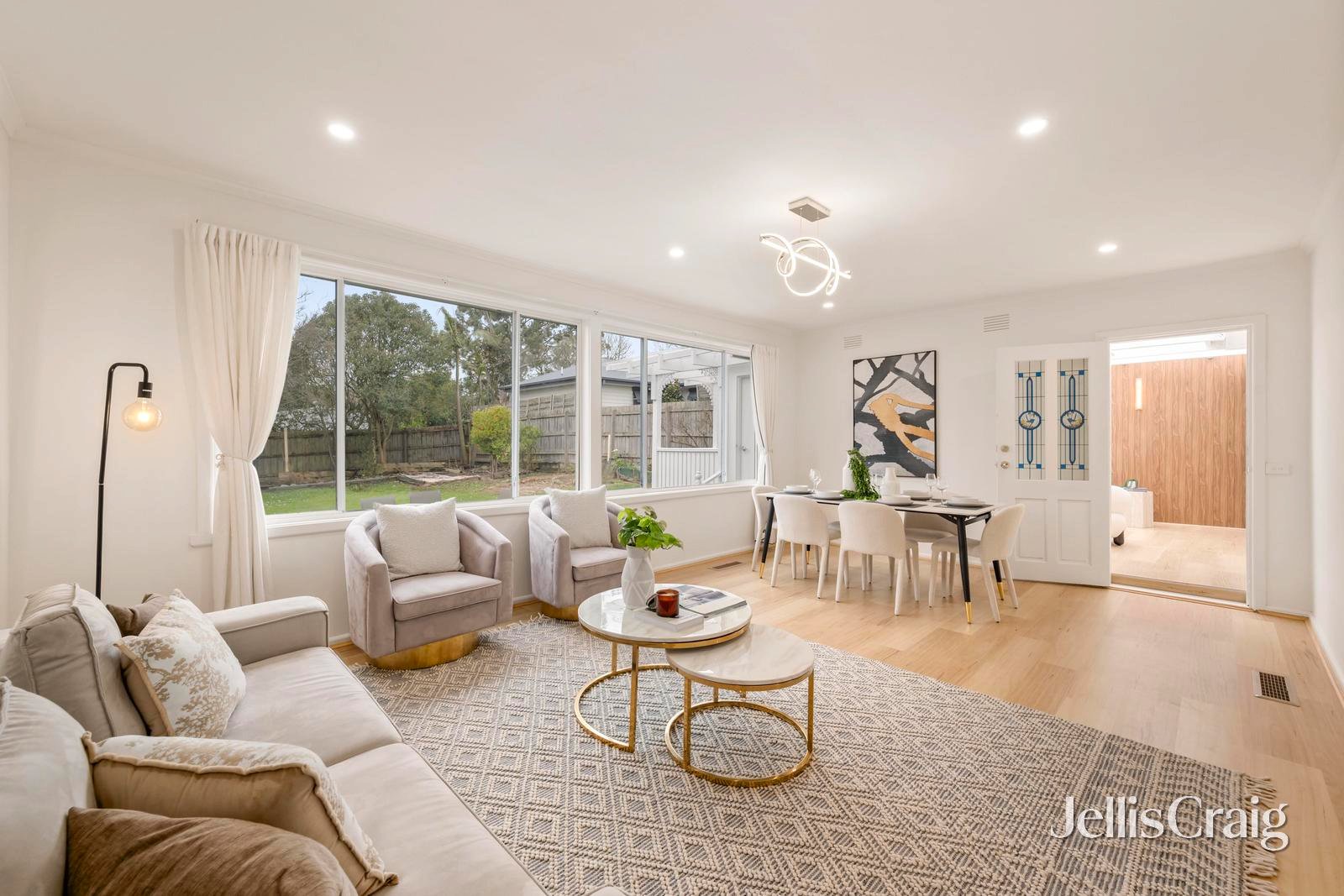 12 Diane Crescent, Mooroolbark image 4