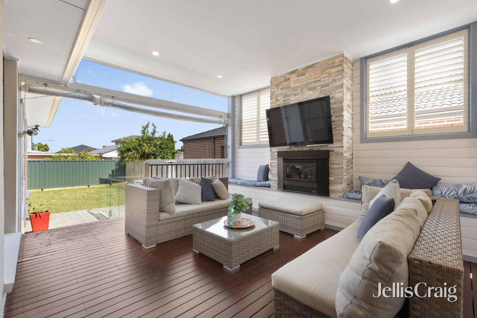 12 Diosma Drive, Glen&nbsp;Waverley image 14