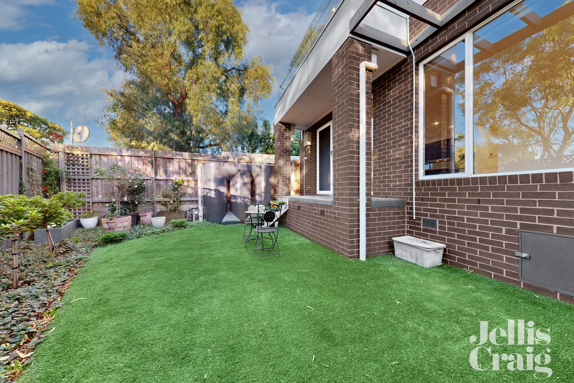 1/2 Donald Avenue, Essendon image 12