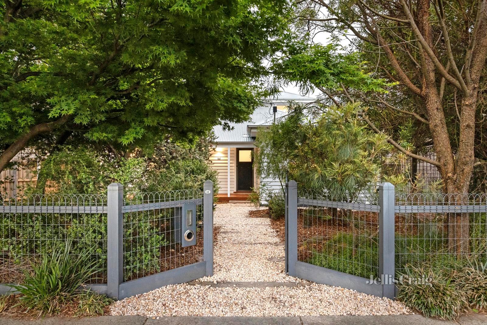 12 Doris Street, Greensborough image 2