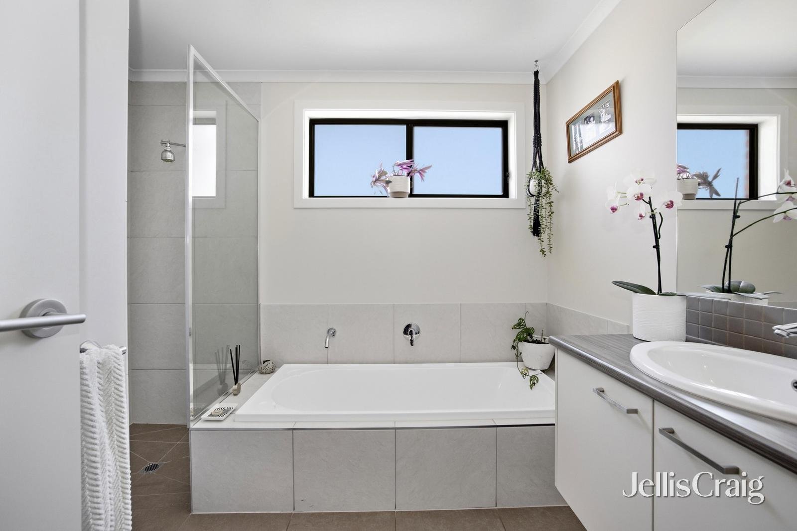 12 Dromana Street, Alfredton image 12