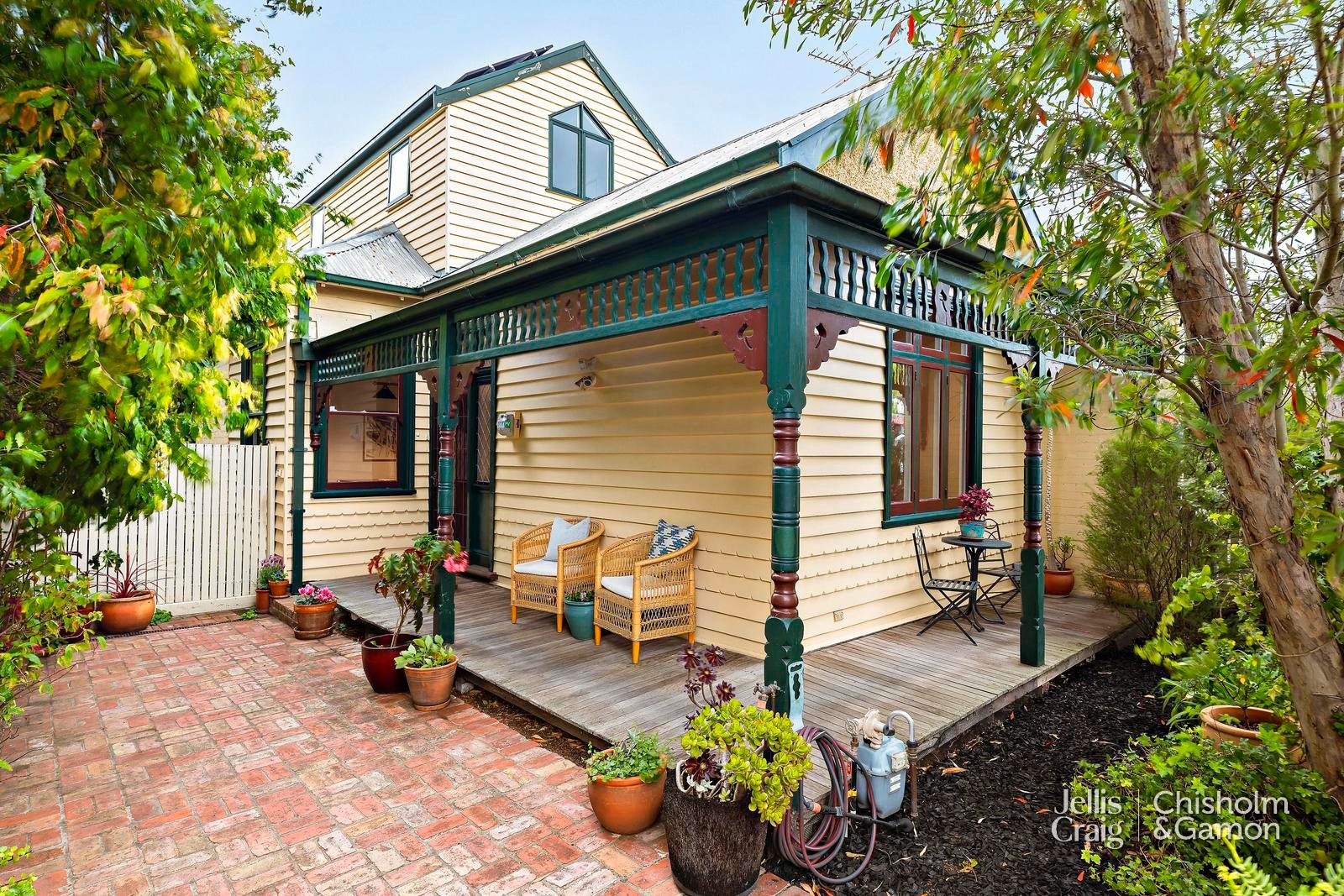 12 Dryden Street, Elwood image 1