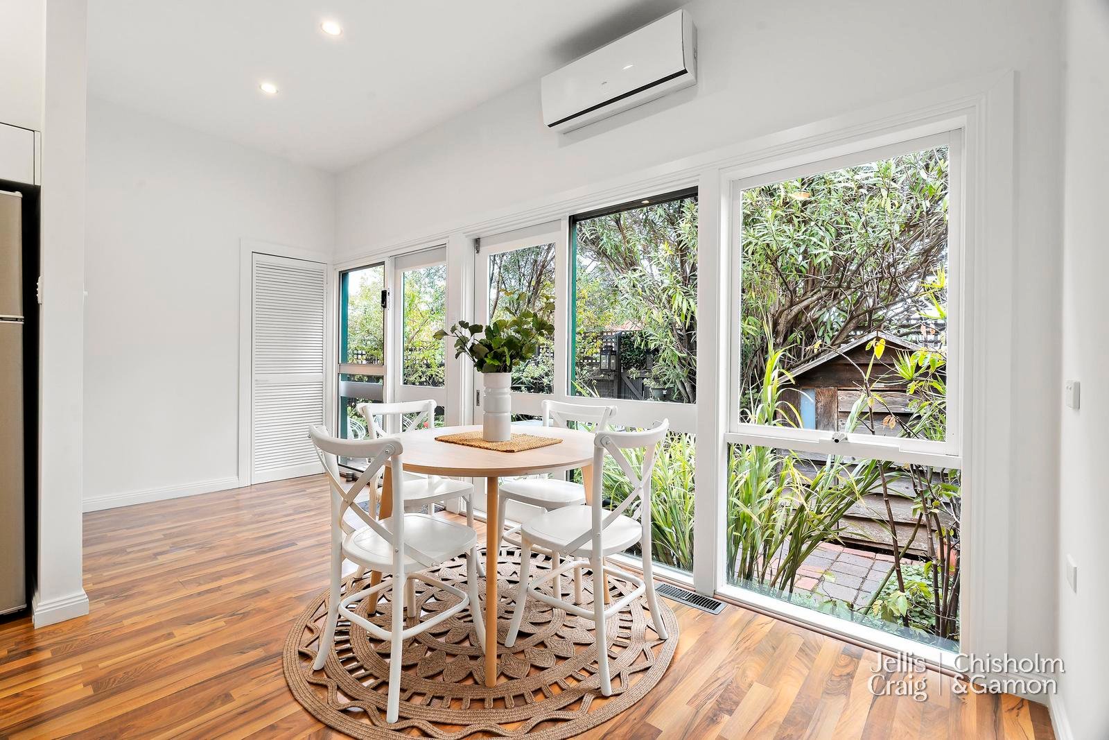 12 Dryden Street, Elwood image 14