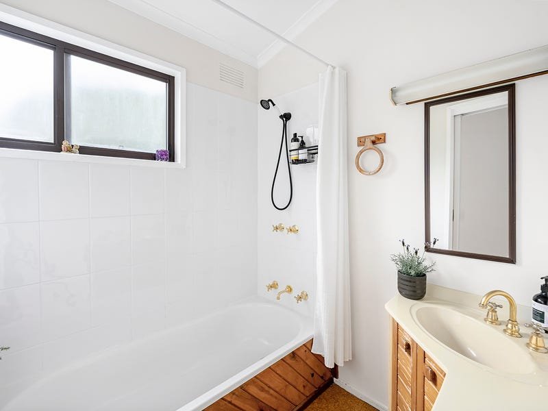 Property Gallery Thumbnail 5
