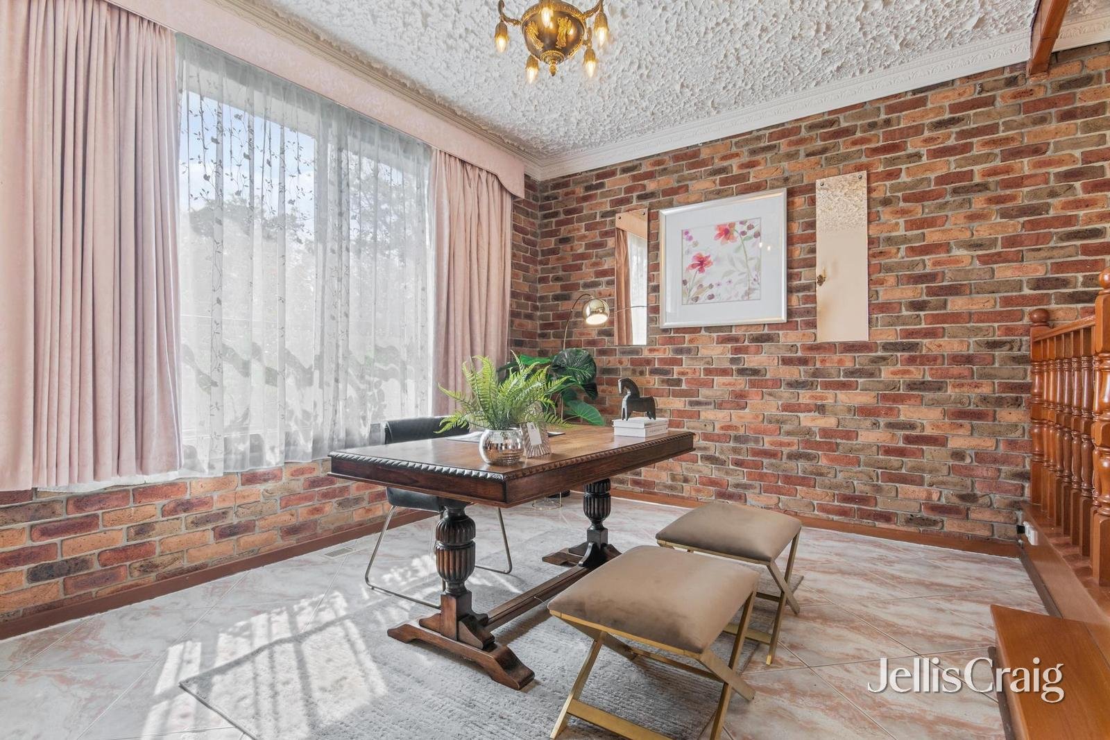 12 Dumosa Avenue, Croydon image 5