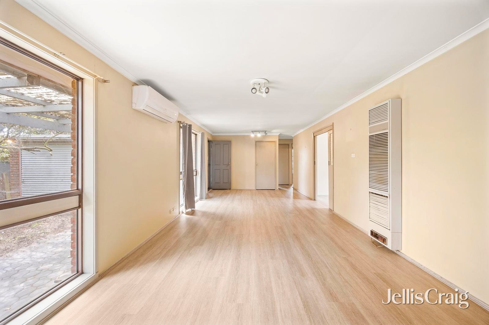 12 Ealing Avenue, Wendouree image 4