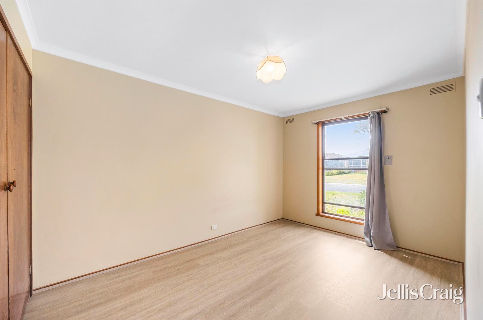 12 Ealing Avenue, Wendouree image 8