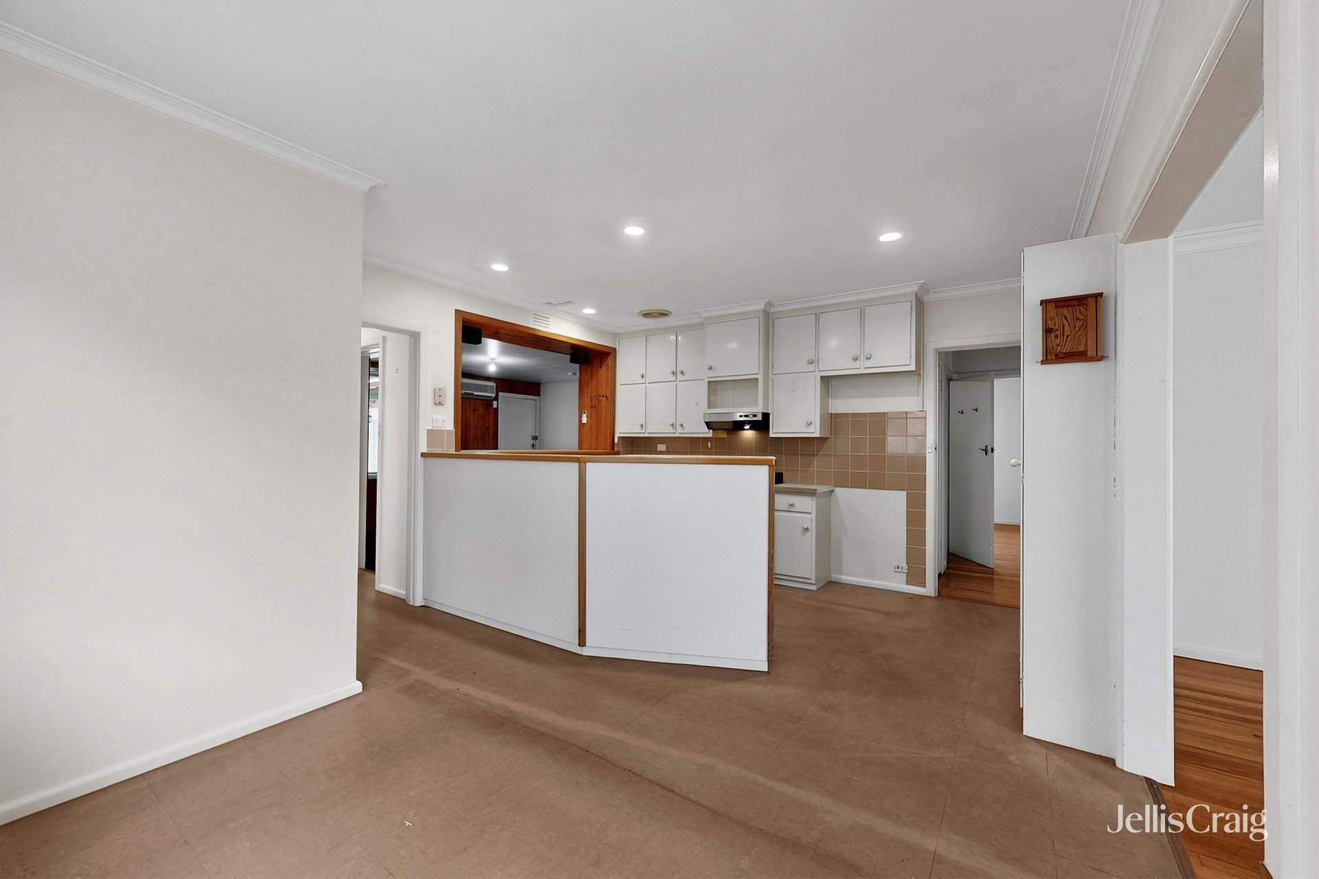12 Edith Court, Bentleigh East image 7