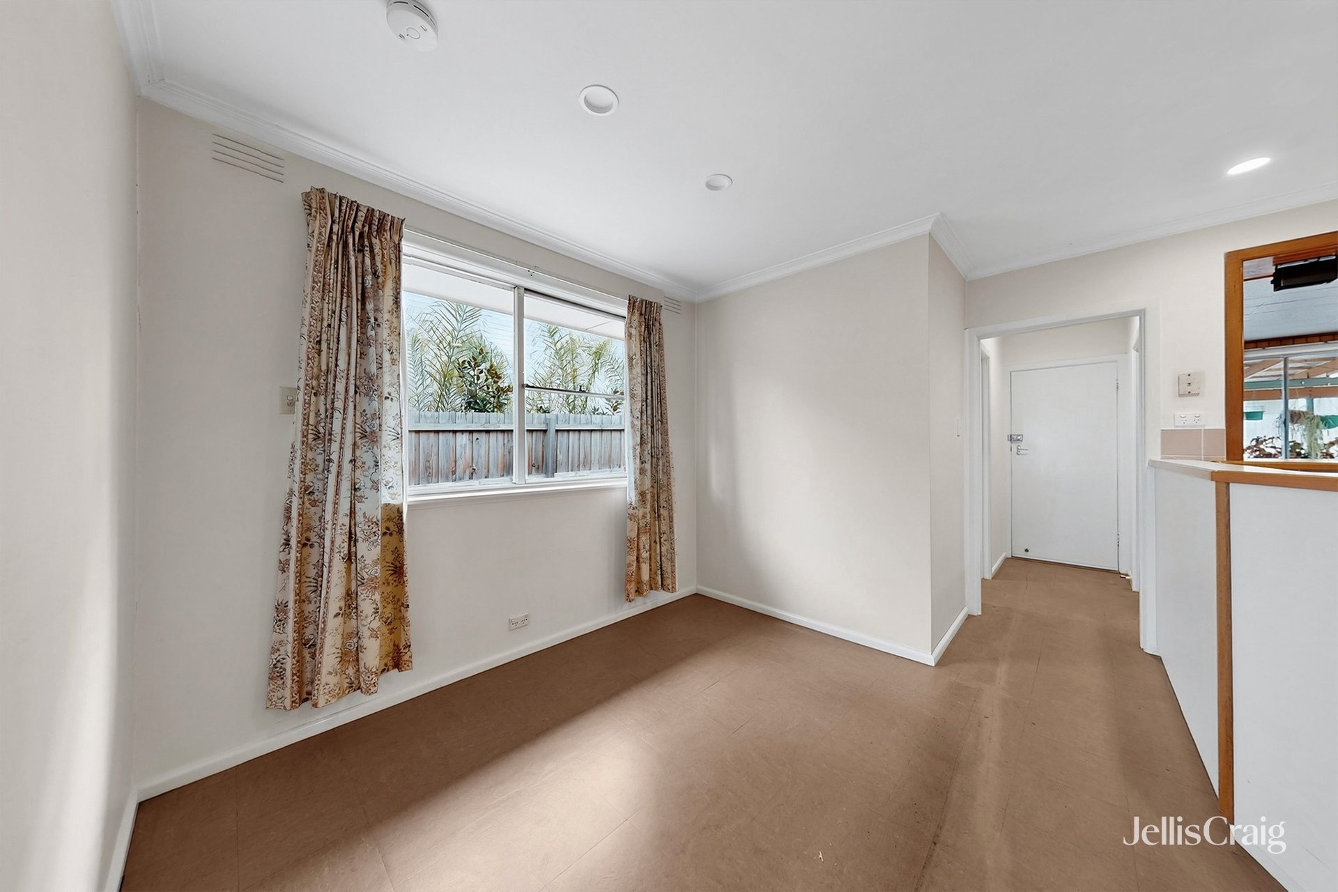 12 Edith Court, Bentleigh East image 8