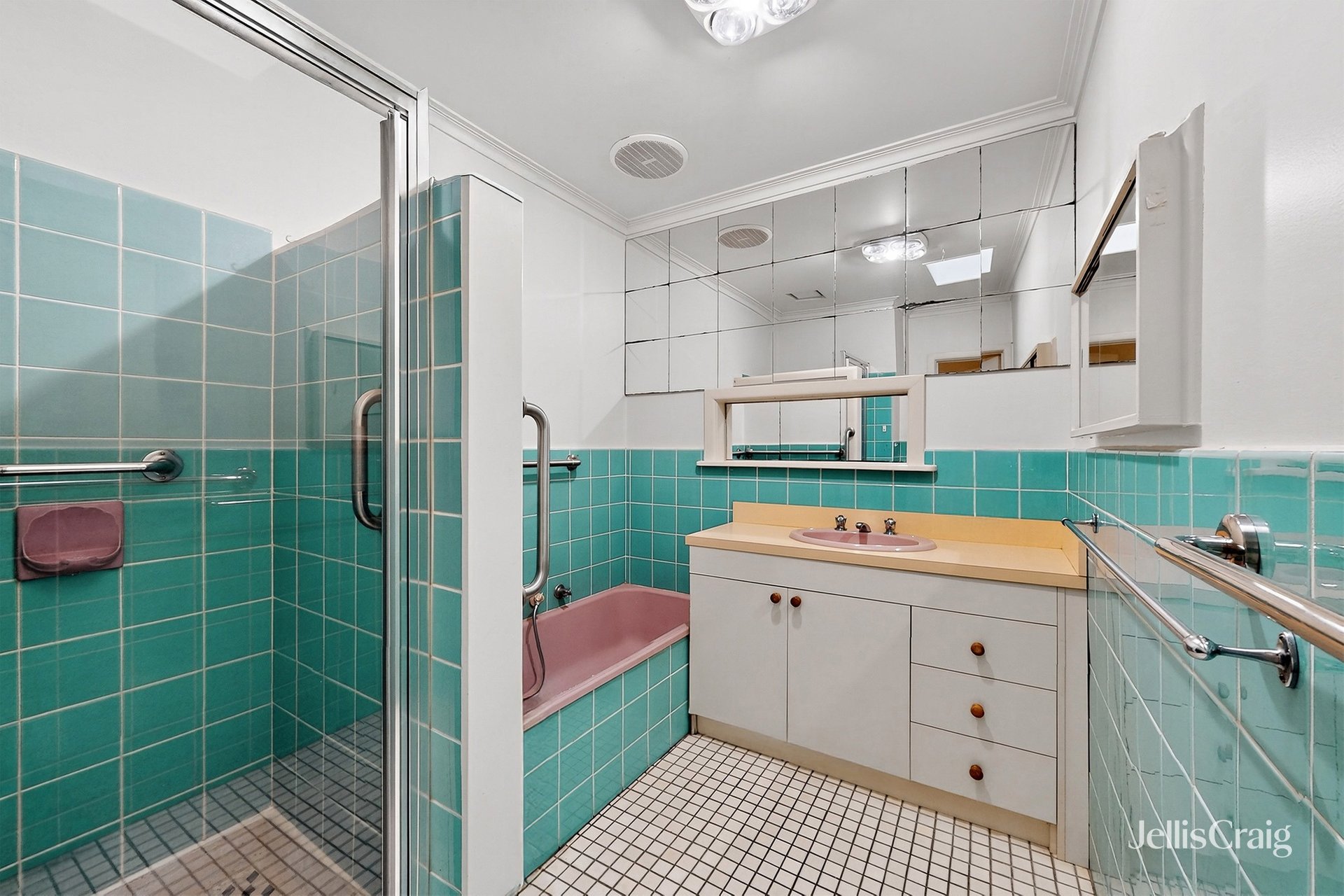 12 Edith Court, Bentleigh East image 17