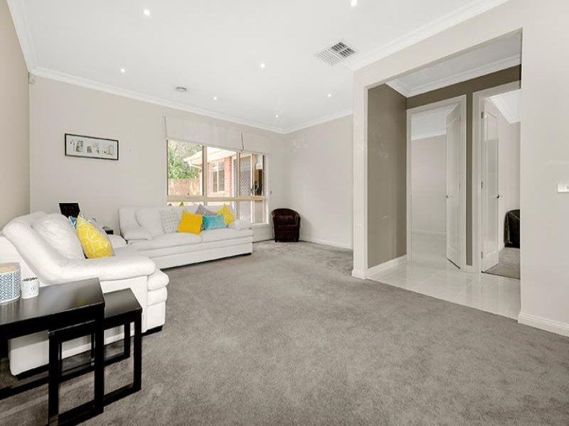 1/2 Efron Court, Box Hill North image 3