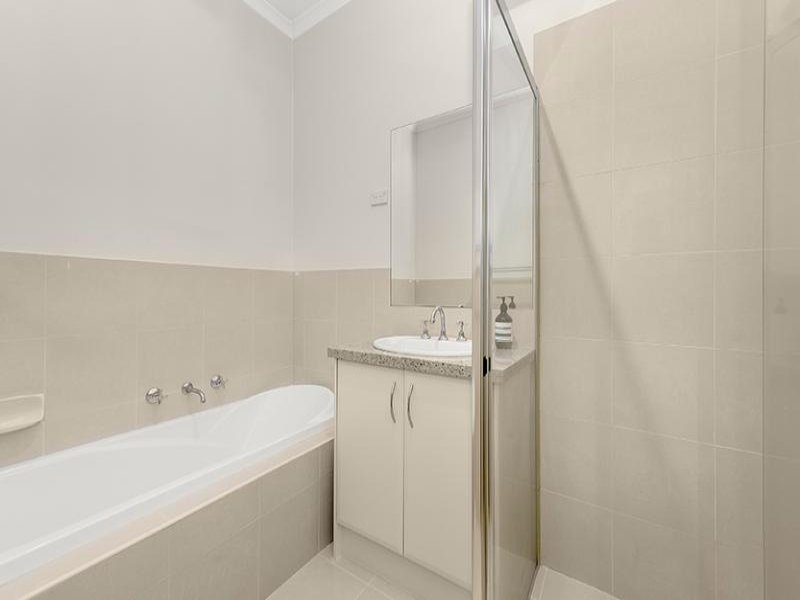 1/2 Efron Court, Box Hill North image 7