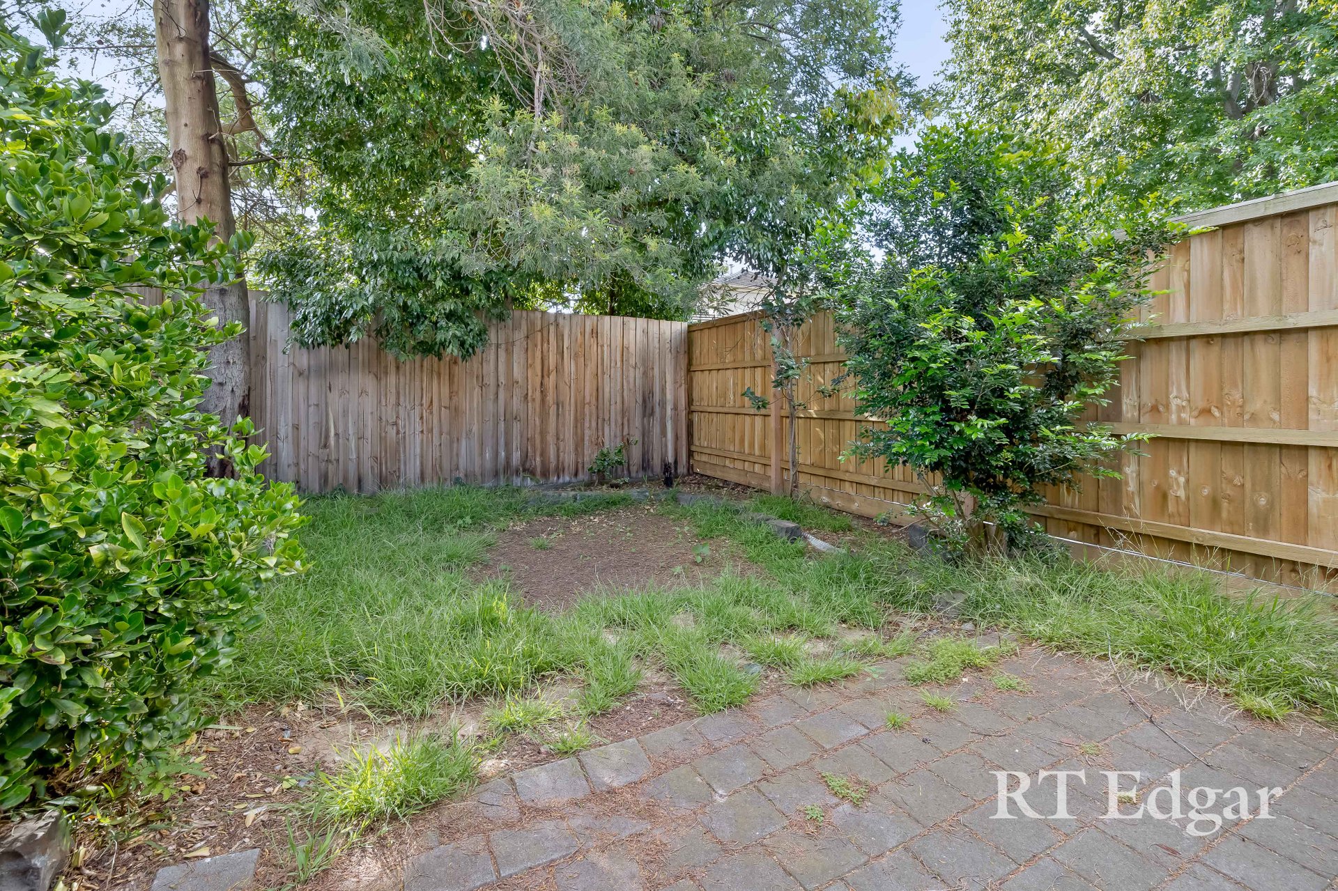 Property Gallery Thumbnail 7