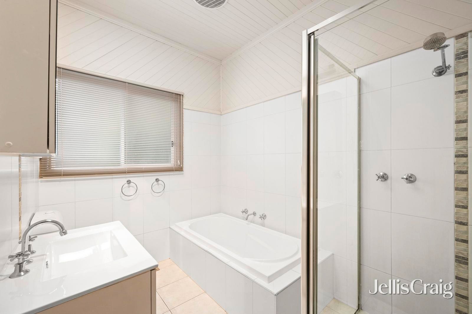 12 Elizabeth Street, Croydon image 6