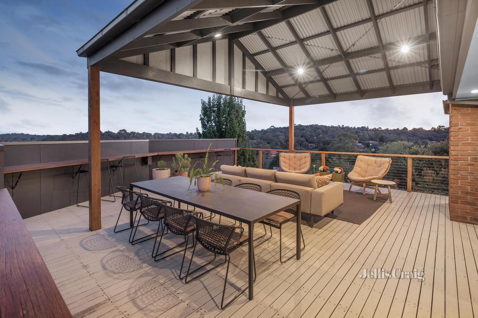 12 Elmwood Rise, Eltham North image 8